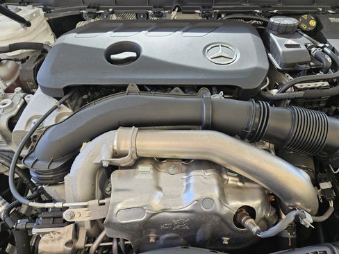 Certified 2025 Mercedes-Benz GLB 250 image 30