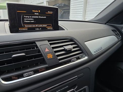 Used 2018 Audi Q3 2.0T Premium image 57