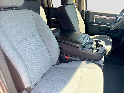 Used 2024 RAM 1500 Classic SLT AWD/4WD image 26