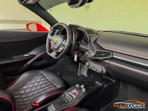 Used 2013 Ferrari 458 Spider RWD image 34