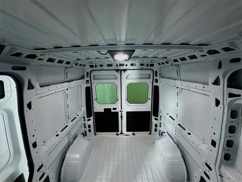 New 2026 RAM ProMaster 3500 w/ Cold Weather Group image 10