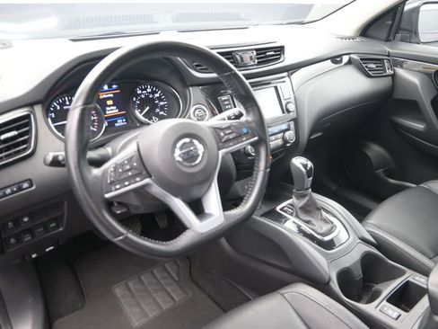 Used 2022 Nissan Rogue Sport SL w/ Premium Package image 15