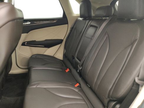 Used 2018 Lincoln MKC Reserve w/ Lincoln MKC Climate Package AWD/4WD image 18