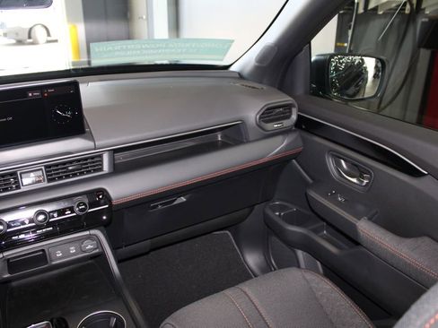 New 2026 Honda Pilot Sport image 33