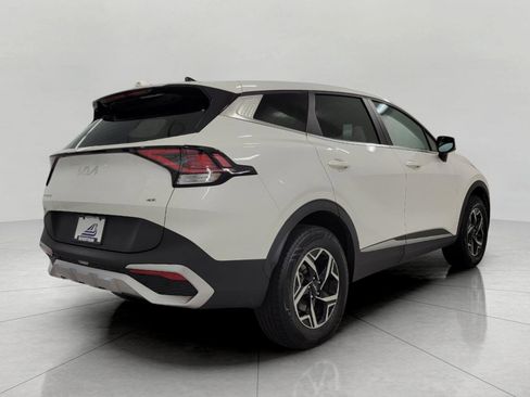 Used 2025 Kia Sportage LX AWD/4WD image 19