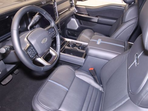 New 2026 Ford F450 Platinum w/ FX4 Off-Road Package image 27