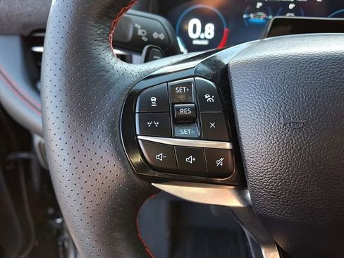 Used 2025 Ford Explorer ST image 21