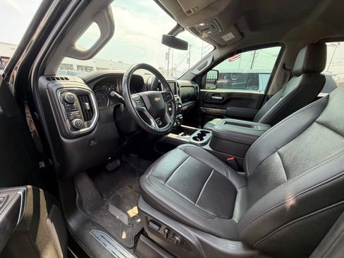 Used 2022 Chevrolet Silverado 2500 LTZ w/ LTZ Convenience Package AWD/4WD image 5