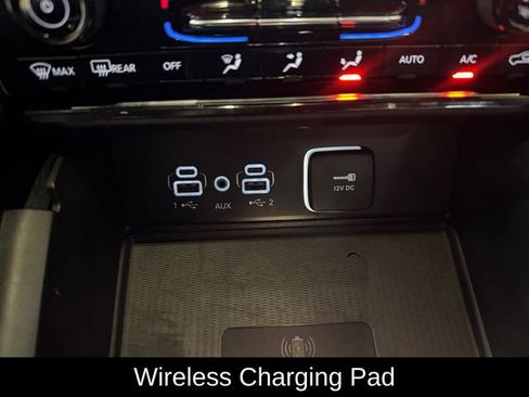 Used 2023 Jeep Grand Cherokee L Limited w/ Luxury Tech Group II image 19