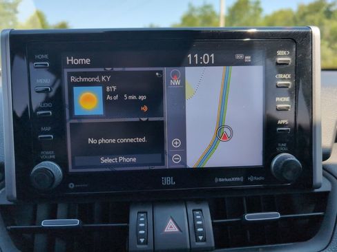 Used 2019 Toyota RAV4 Limited AWD/4WD image 10