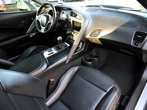 Used 2015 Chevrolet Corvette 2dr Stingray Cpe w/ 2LT Preferred Equipment Group image 34