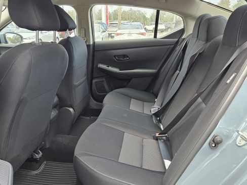 New 2025 Nissan Sentra SV FWD image 4