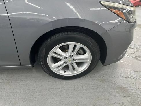 Used 2018 Chevrolet Cruze LT FWD image 33