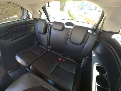 Used 2025 Honda Odyssey EX-L image 9