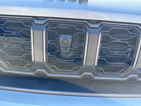 New 2026 Jeep Grand Cherokee Limited AWD/4WD image 35