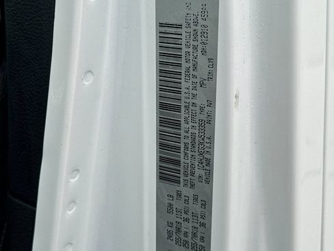 Used 2019 Jeep Wrangler Unlimited Sahara w/ Safety Group image 23