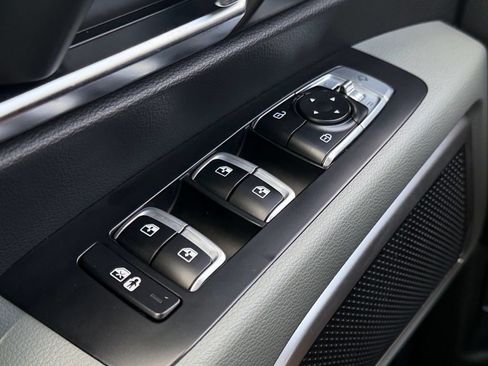 Used 2023 Kia Telluride EX X-Line AWD/4WD image 22