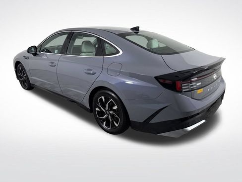 Used 2024 Hyundai Sonata SEL FWD image 6