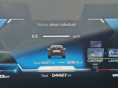 Used 2025 BMW M235i xDrive w/ Premium Package image 18