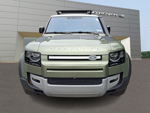 Used 2021 Land Rover Defender 90 First Edition AWD/4WD image 6