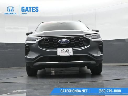 Used 2025 Ford Escape ST-Line AWD/4WD image 38