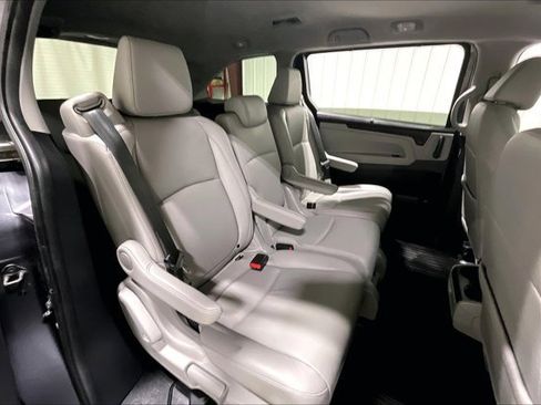 Used 2024 Honda Odyssey EX-L image 27