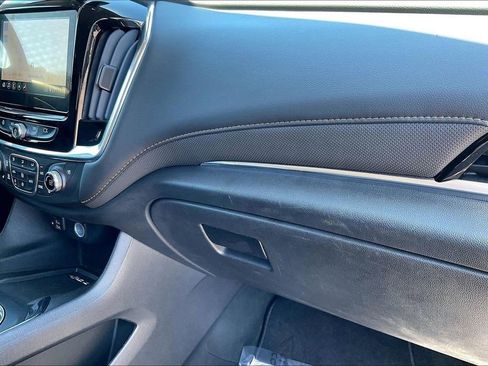 Used 2020 Chevrolet Traverse Premier FWD image 17