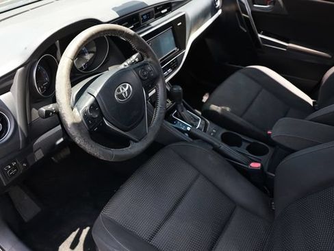 Used 2017 Toyota Corolla iM FWD image 6