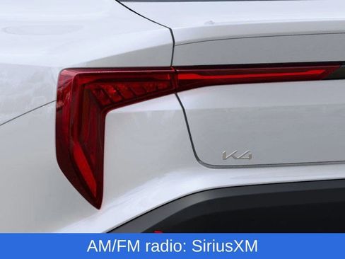 New 2025 Kia K4 LX image 12