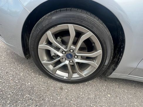 Used 2020 Ford Fusion SEL FWD image 10