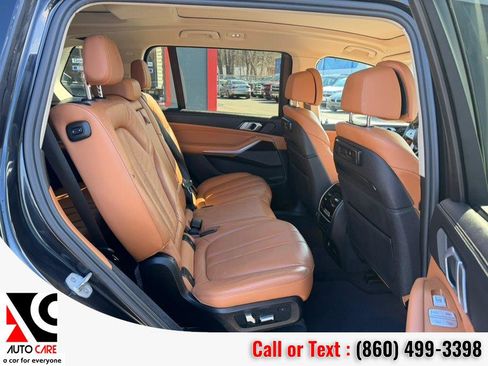 Used 2019 BMW X7 xDrive50i w/ Premium Package AWD/4WD image 10