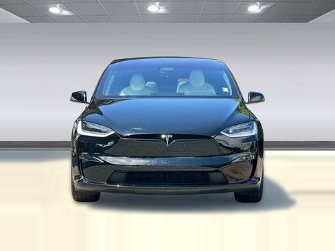 Used 2023 Tesla Model X Plaid AWD/4WD image 5