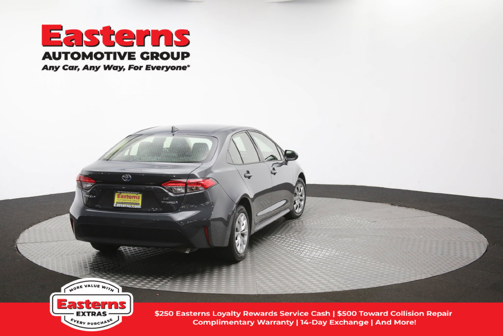 Used 2023 Toyota Corolla LE FWD image 38