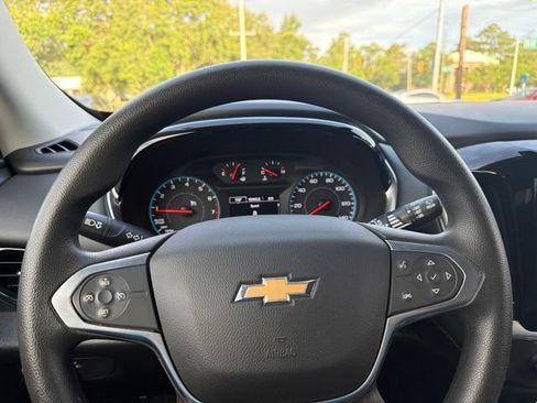 Used 2021 Chevrolet Traverse LS w/ LPO, Blackout Package FWD image 11