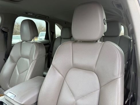Used 2011 Porsche Cayenne image 15