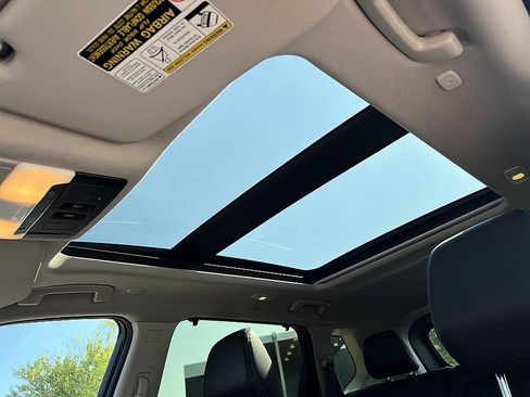 Certified 2023 Nissan Rogue SV w/ SV Premium B Package FWD image 19