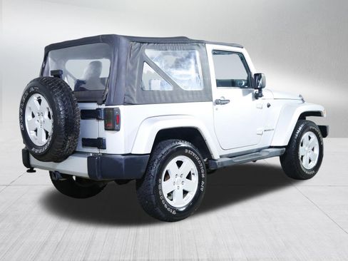 Used 2011 Jeep Wrangler Sahara w/ Dual Top Group AWD/4WD image 7