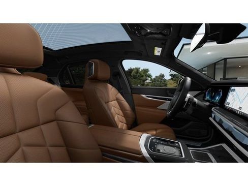 New 2026 BMW 750e xDrive AWD/4WD image 9