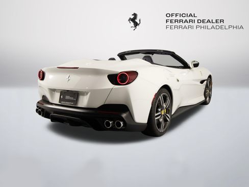 Certified 2020 Ferrari Portofino RWD image 8