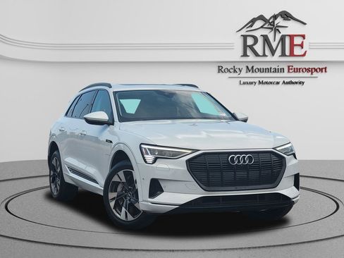 Used 2021 Audi e-tron Premium w/ Convenience Plus Package AWD/4WD image 1