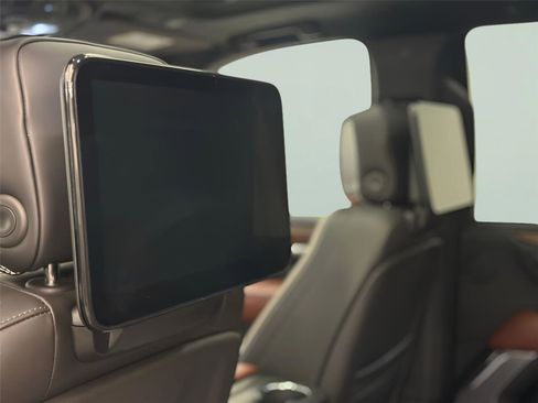 Used 2024 GMC Yukon Denali Ultimate w/ LPO, Floor Liner Package image 38