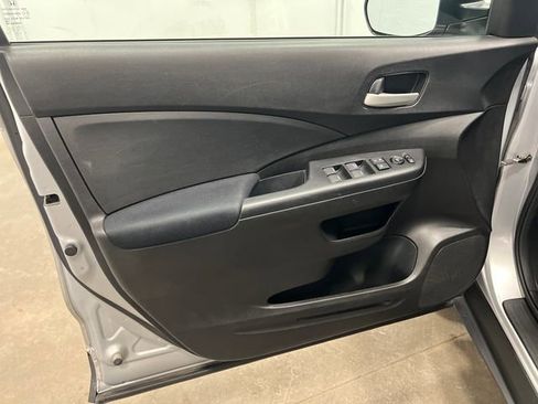 Used 2016 Honda CR-V SE image 10