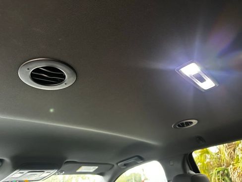 Used 2024 Chevrolet Tahoe LS image 35