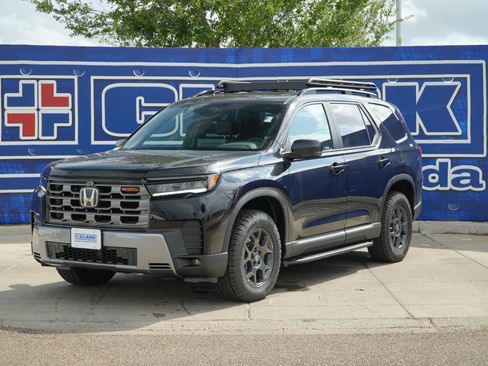 New 2026 Honda Pilot TrailSport image 1