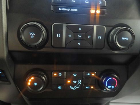 Used 2022 Ford F350 XL w/ Power Equipment Group AWD/4WD image 44