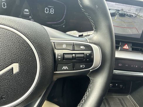 Used 2023 Kia Sportage EX FWD image 28
