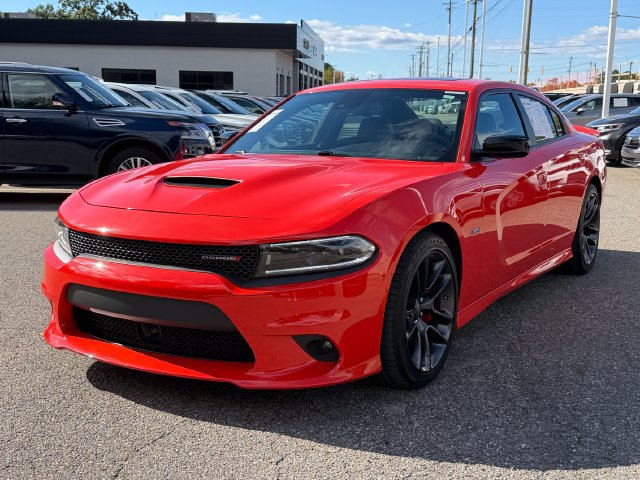 Used 2023 Dodge Charger R/T w/ Plus Group RWD image 9