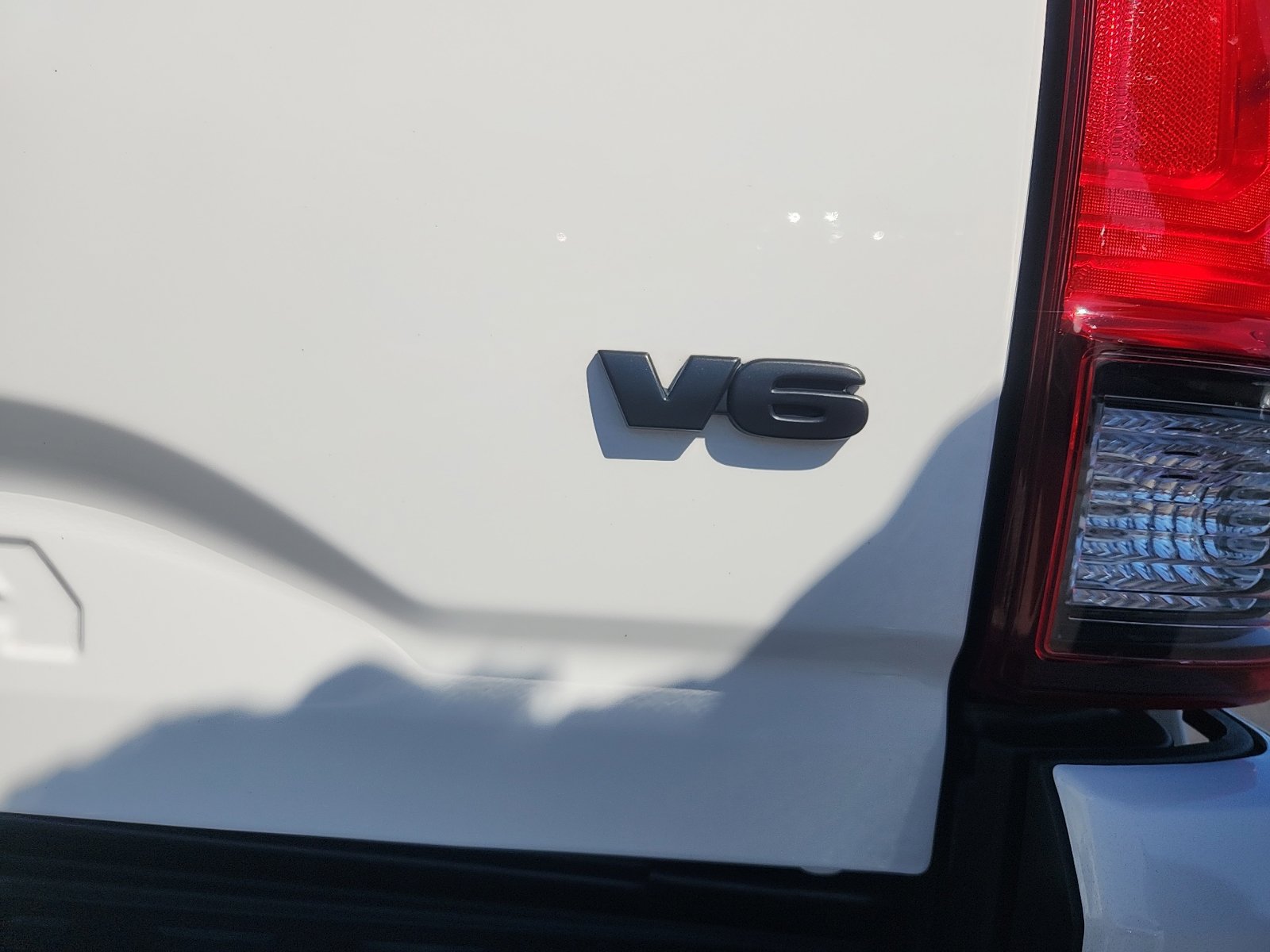 Used 2019 Toyota Tacoma TRD Sport AWD/4WD image 14