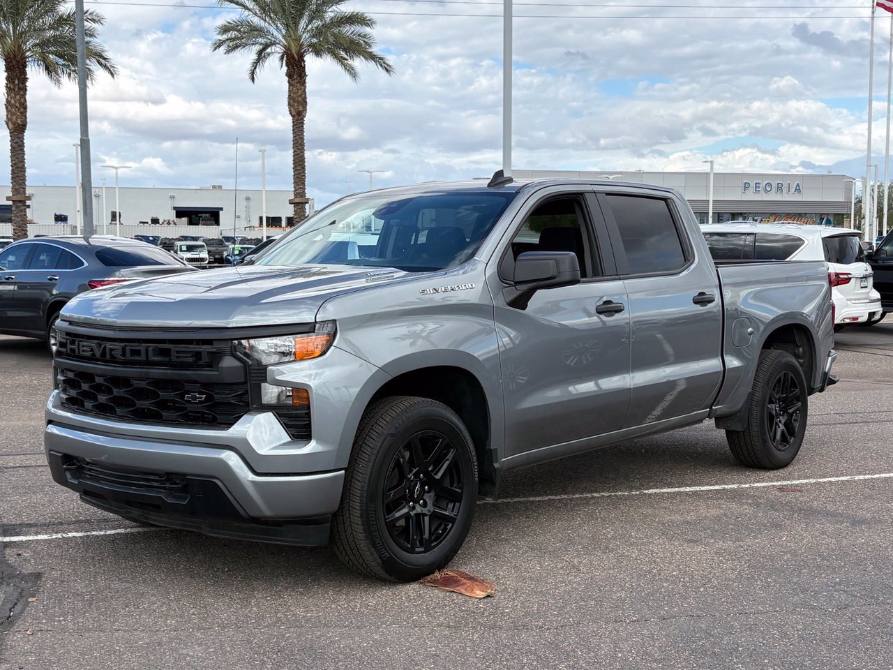 Used 2026 Chevrolet Silverado 1500 Custom RWD image 2