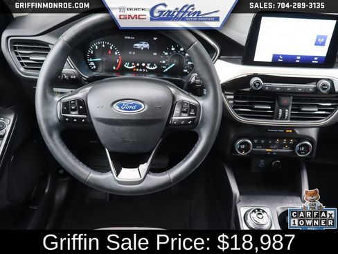 Used 2021 Ford Escape SE w/ Convenience Package FWD image 19
